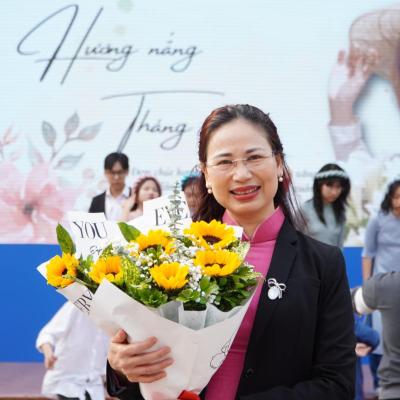 Người tiên phong cho các hoạt động của nhà Trường với Quỹ